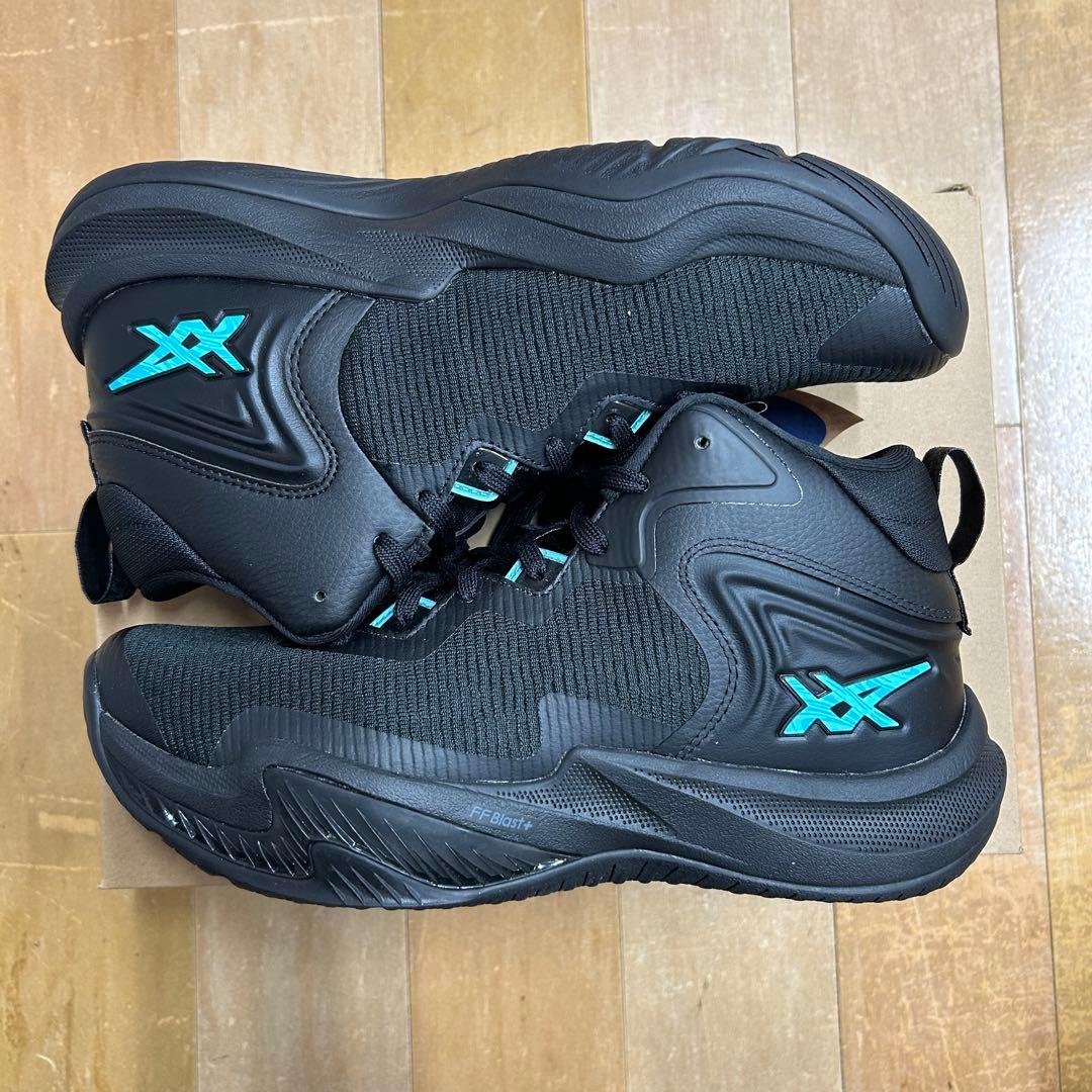 シューズ(男性用) NOVA SURGE 3 001 25.5cm