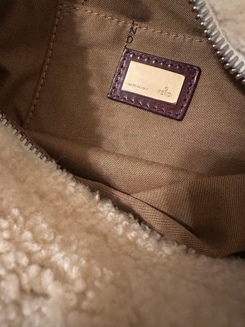 FENDI フェンディ ズッカ　2WAYハンドバッグ ショルダーバッグ ボア付き