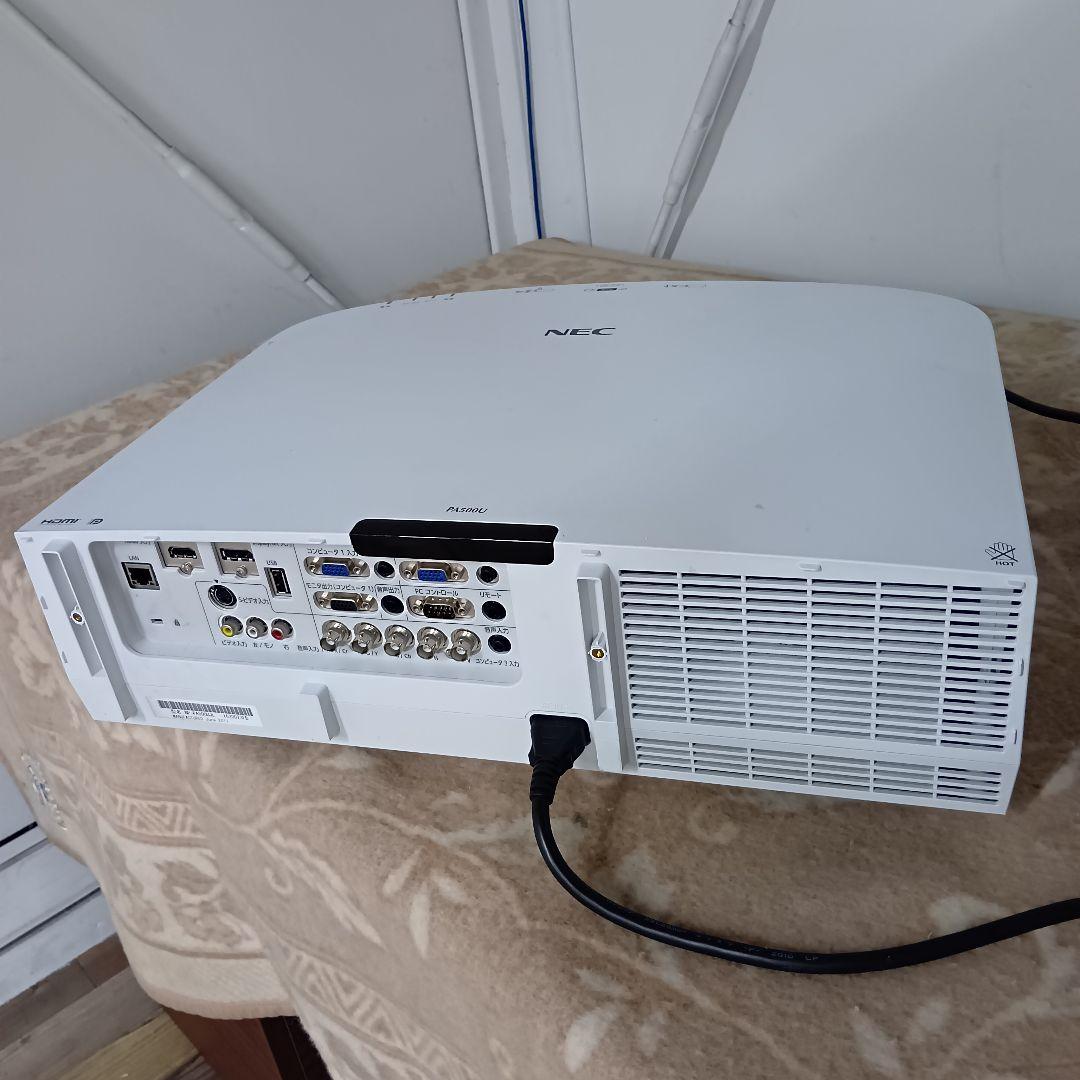 NEC プロジェクター NP-PA500UJL　※リモコンなし