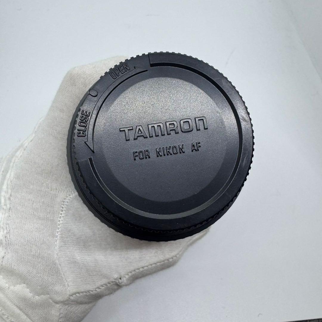 ニコンAF-S DX Zoom-Nikkor 17-55mm f/2.8G