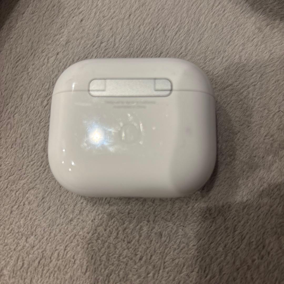 AirPods 第3世代 本体 ホワイト 充電ケース付き