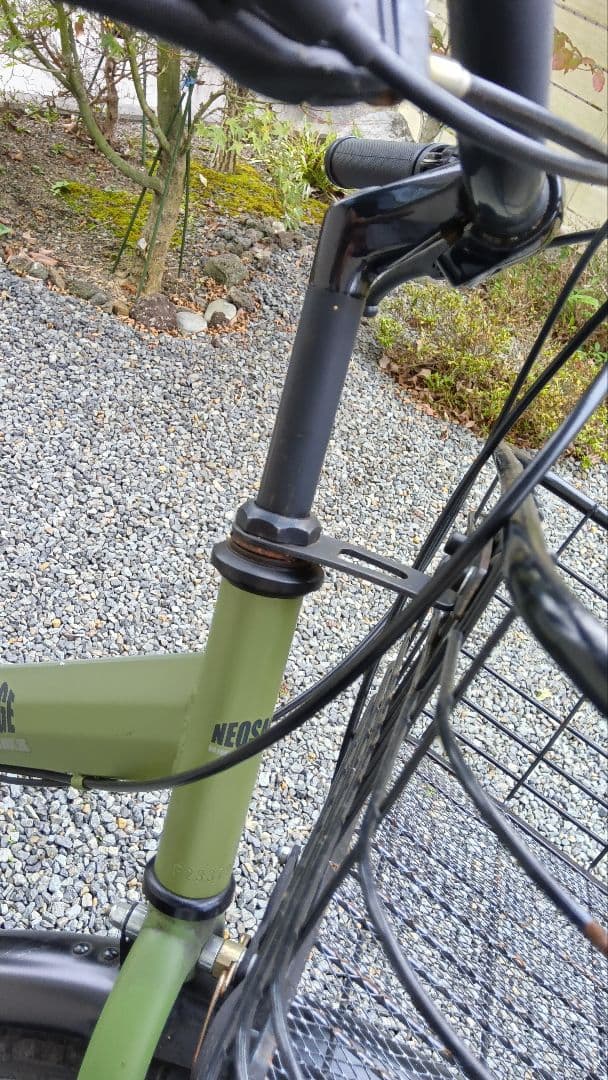 引き取り希望★ネオサージュD マットカーキ 外装6段変速 27型自転車