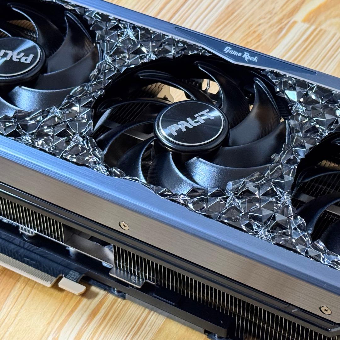 グラフィックボード・グラボ・ビデオカード GeForce RTX 4090 GameRock OmniBlack 24GB