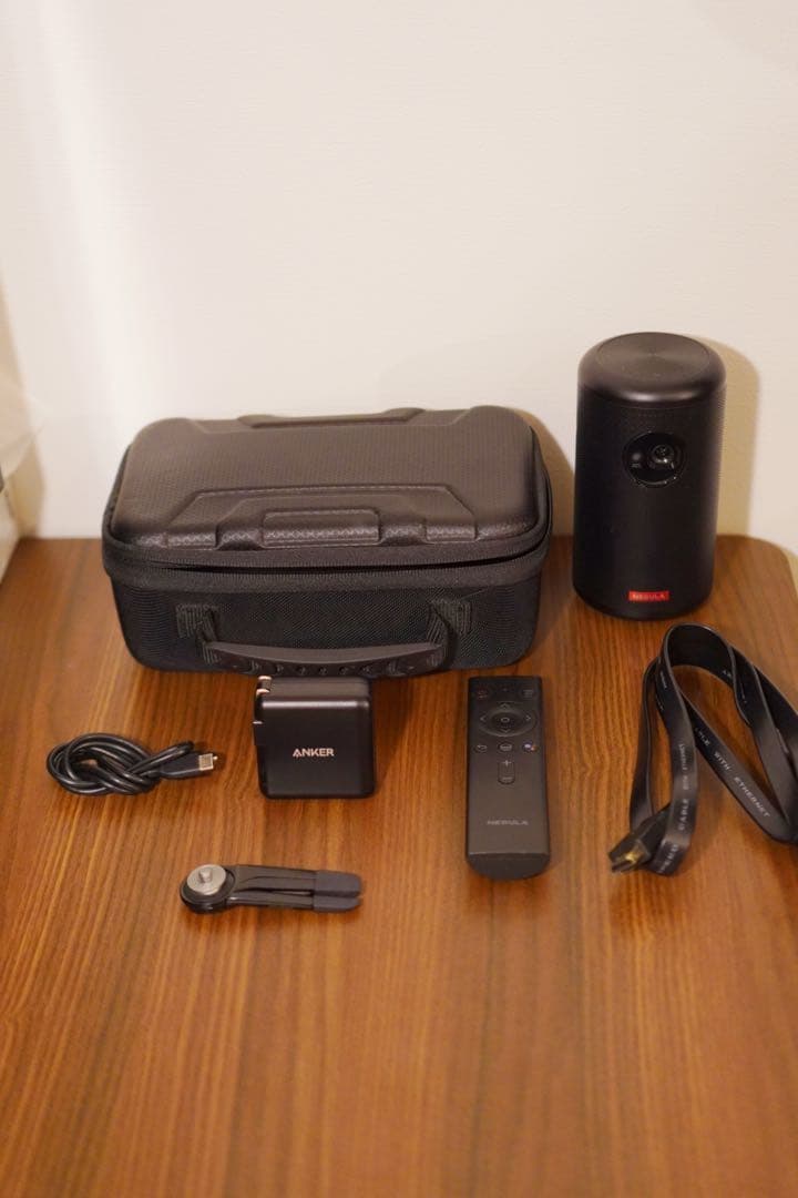 y*r様 NEBULA Capsule II プロジェクター / 専用ケース/ミ