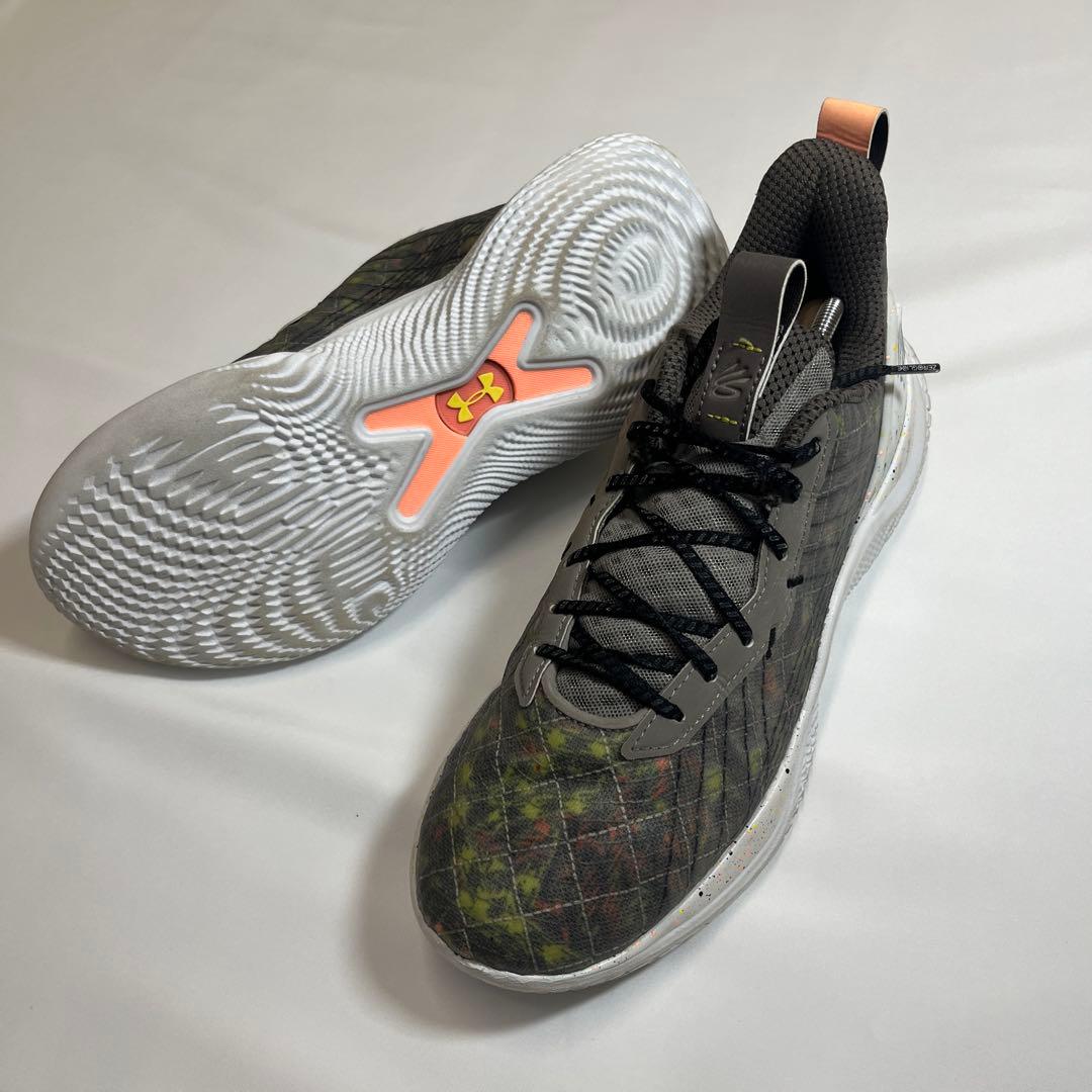 アンダーアーマーカリー10\"Treasure \"27cm