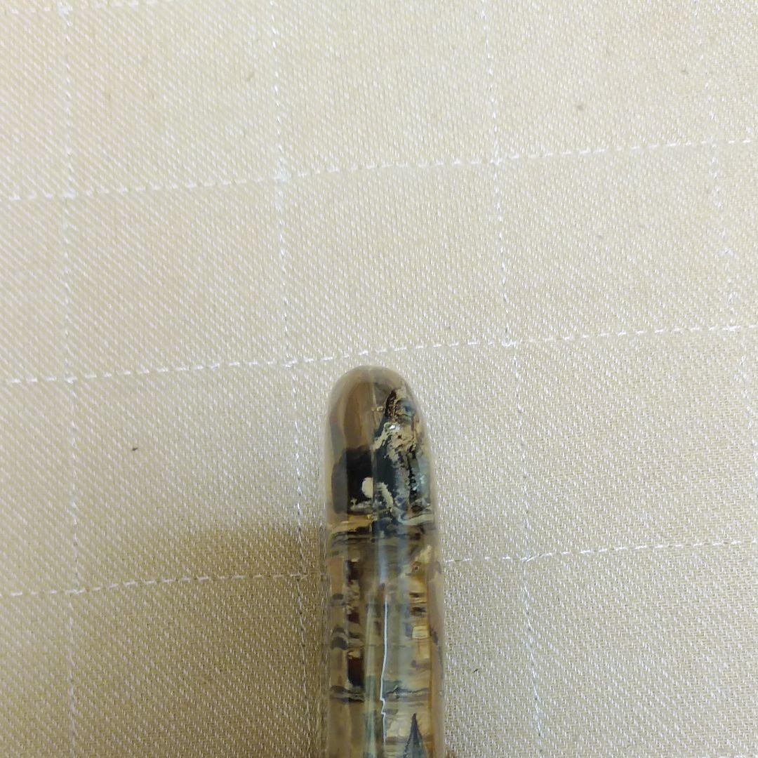 サソリの置物