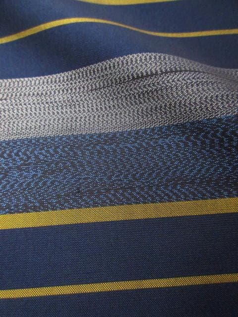 未着用に近い！美品＊本場縞大島＊本場大島紬＊上村商店＊着物＊１６３ｃｍ＊裄６７