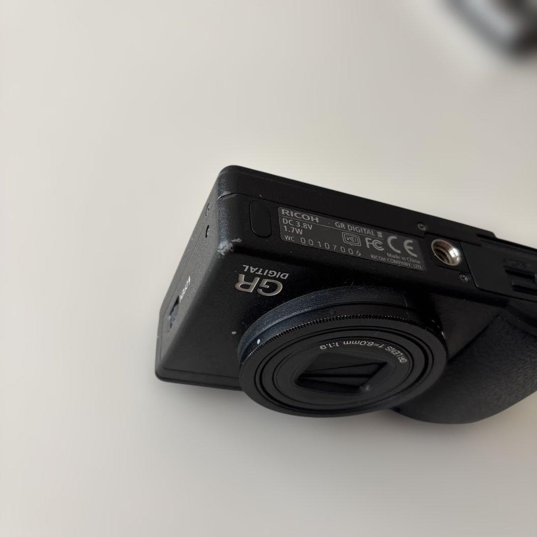 RICOH　GR DIGITALⅢ ショット数多め 異音あり