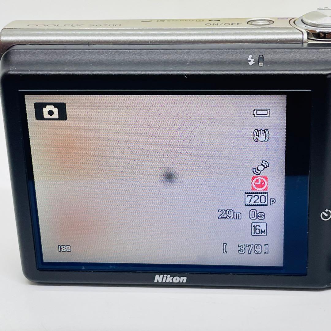 Nikon ニコン　コンパクトデジタルカメ　COOLPIX S6200 訳あり