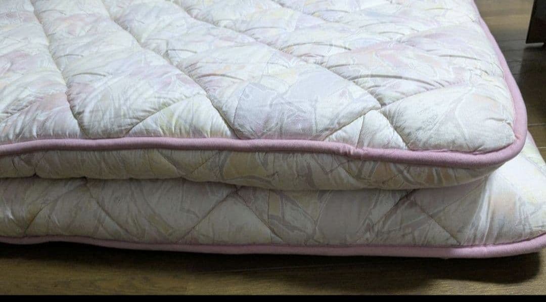 高級羊毛ふとん ダブル敷布団 ピンク系 花柄