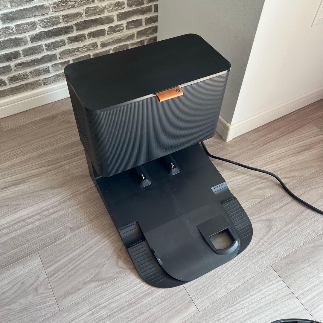 ルンバ　j7+ クリーンベース付