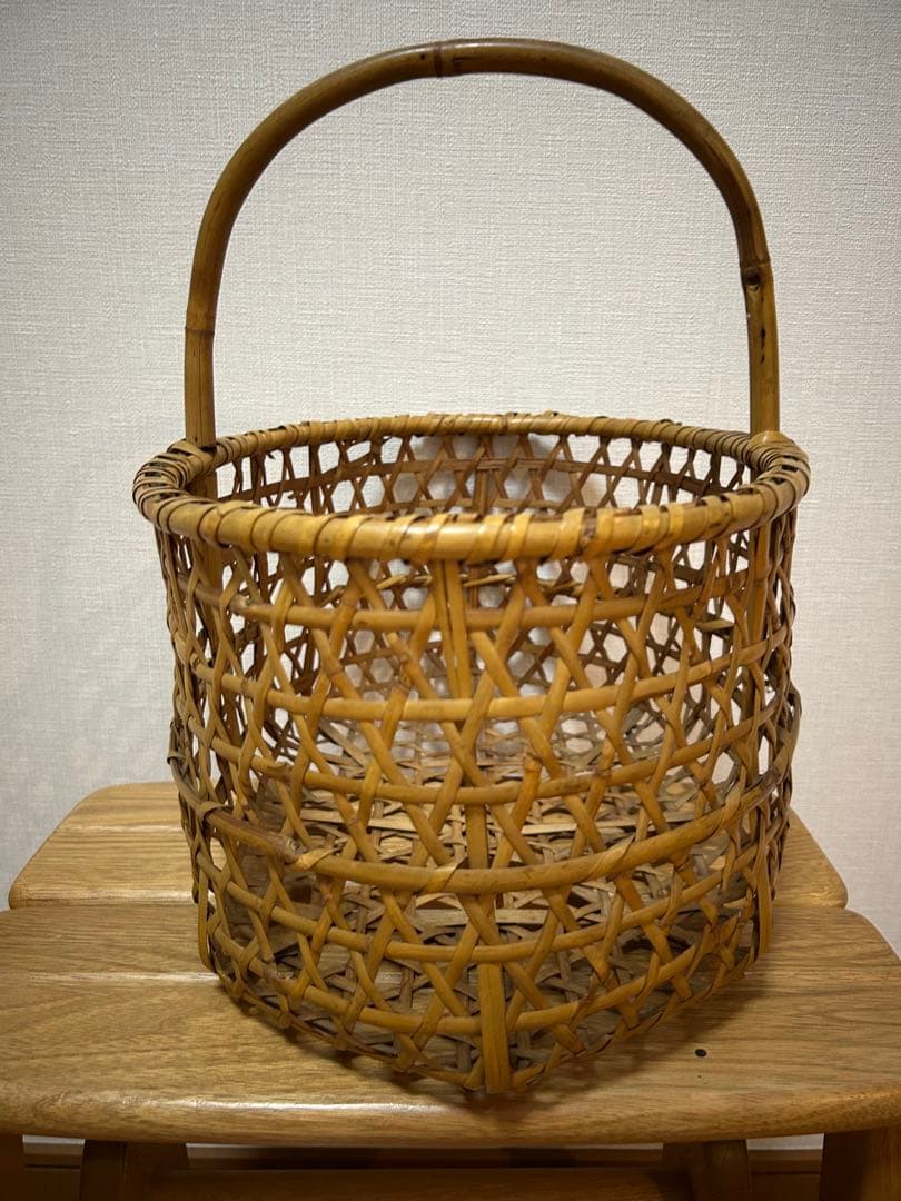 りんごかご　根曲竹　国産　竹籠　持ち手