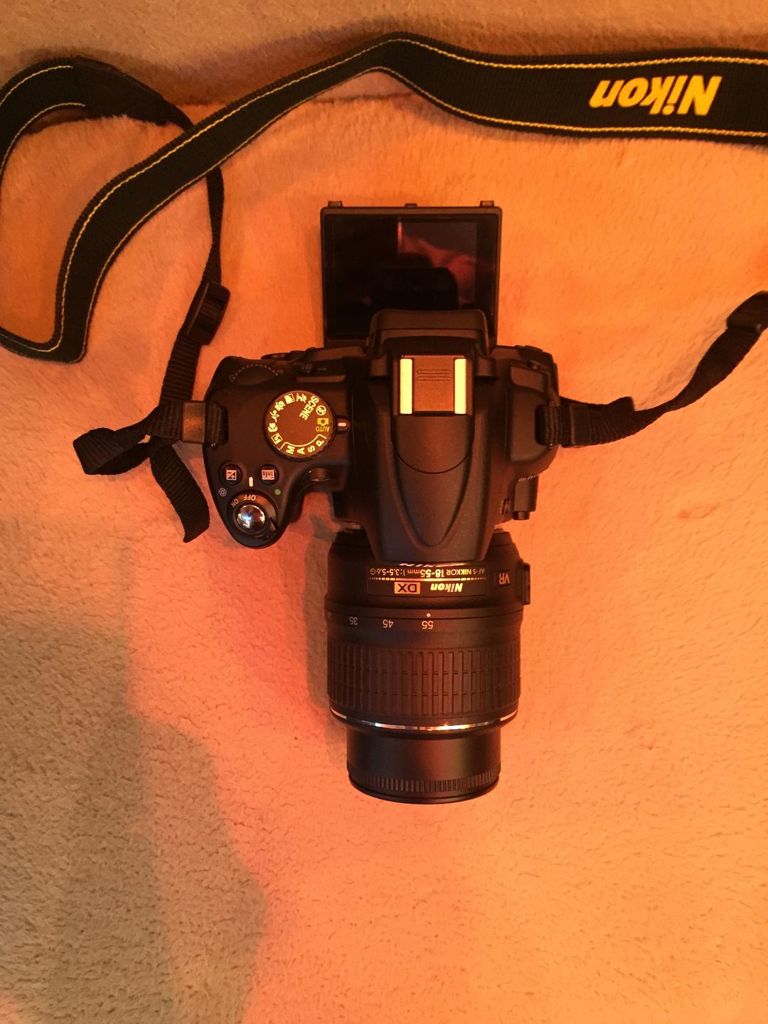 一眼レフカメラ　ニコンＤ5000．送料込みにしました。お値下げしました。