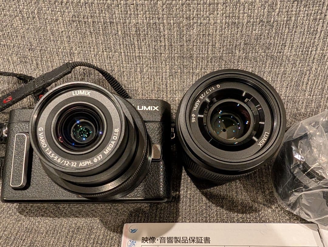 LUMIX DC-GF10W デジタル一眼カメラ黒　美品ダブルレンズ　ルミックス