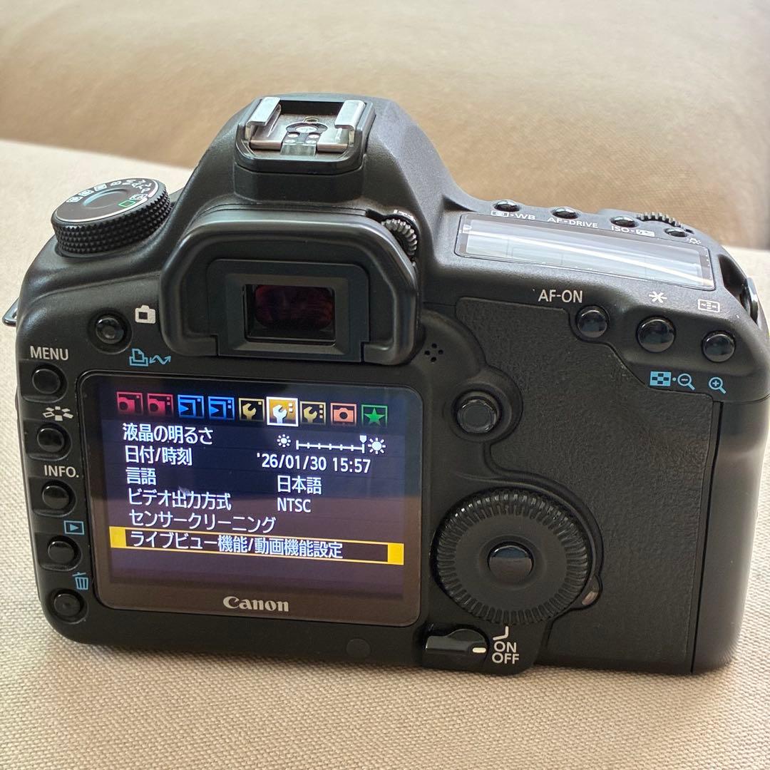 Canon EOS 5D Mark II + 35-70mmレンズ