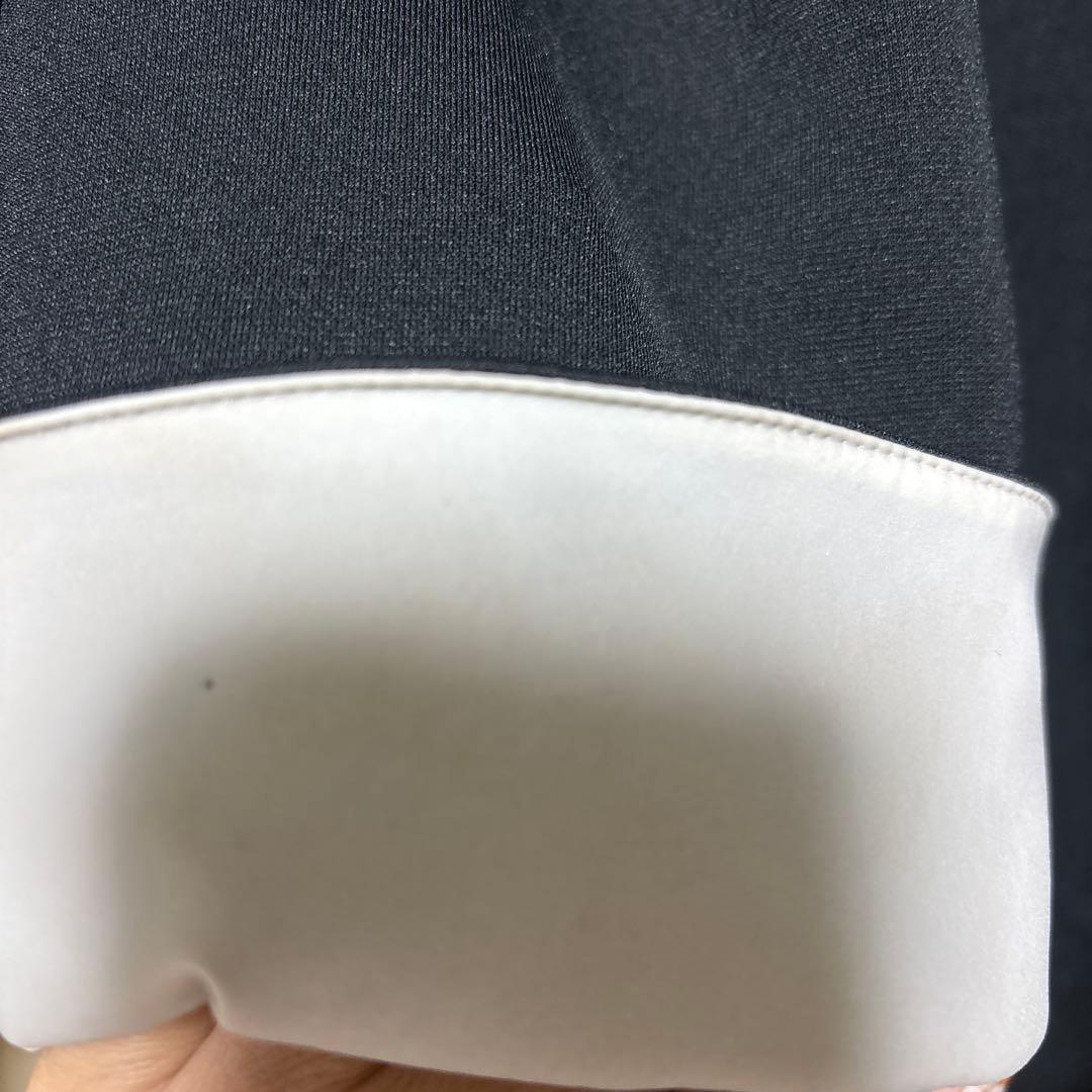 LE PHILスキューバーダンボールブラウス