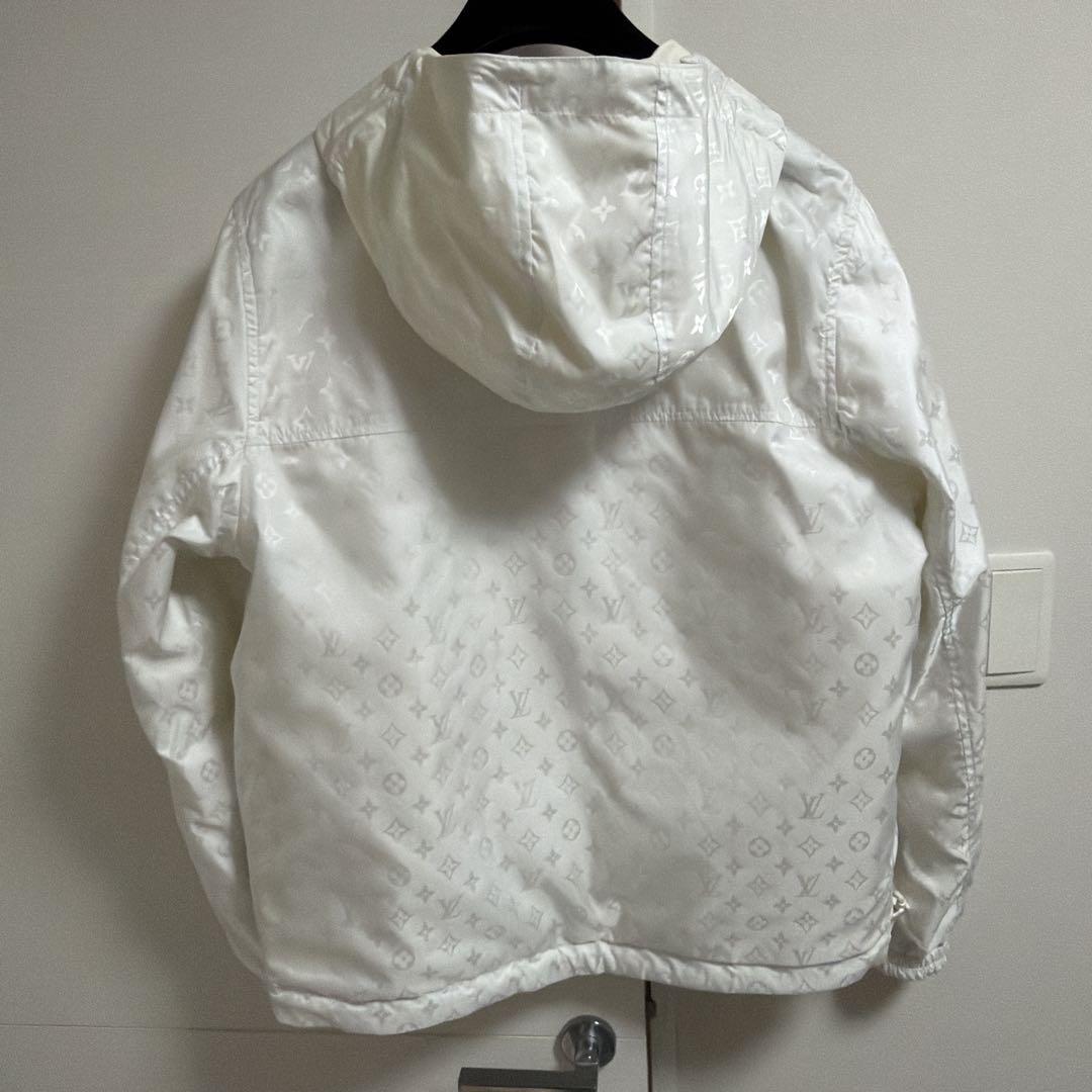 Louis Vuitton リバーシブル　ホワイト ナイロンジャケット　44
