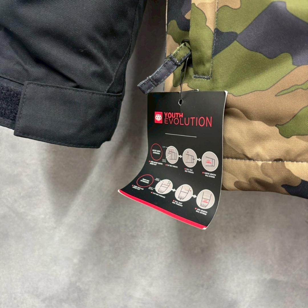 686 シックスエイトシックス スノボウェア 未使用 タグ付 N2126