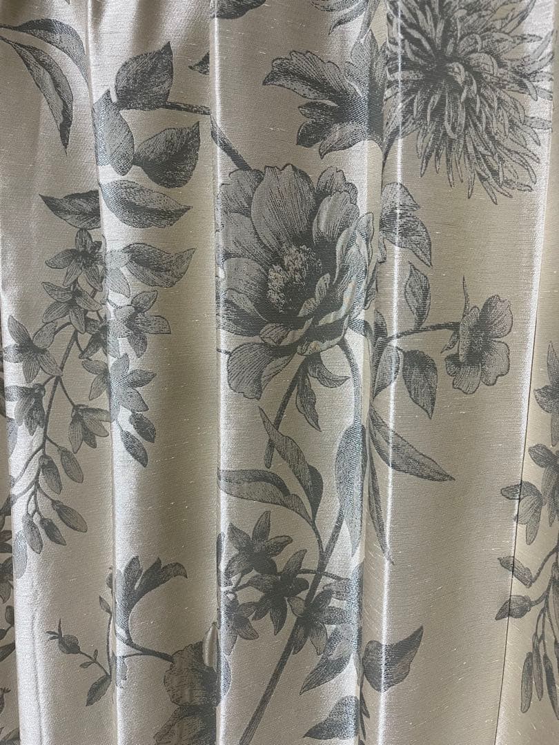 川島織物セルコン　ドレープカーテン