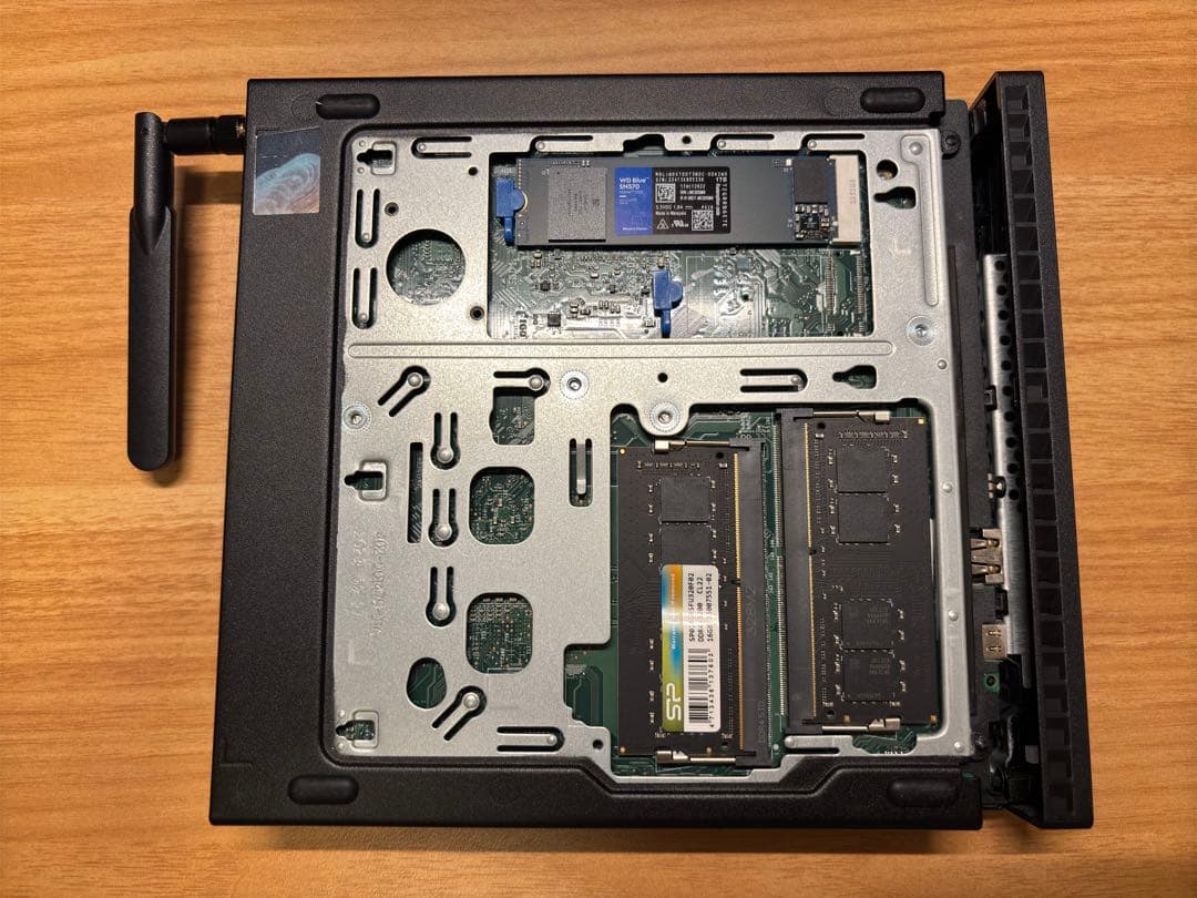 ThinkCentre M75q Tiny Gen2 おまけ多数