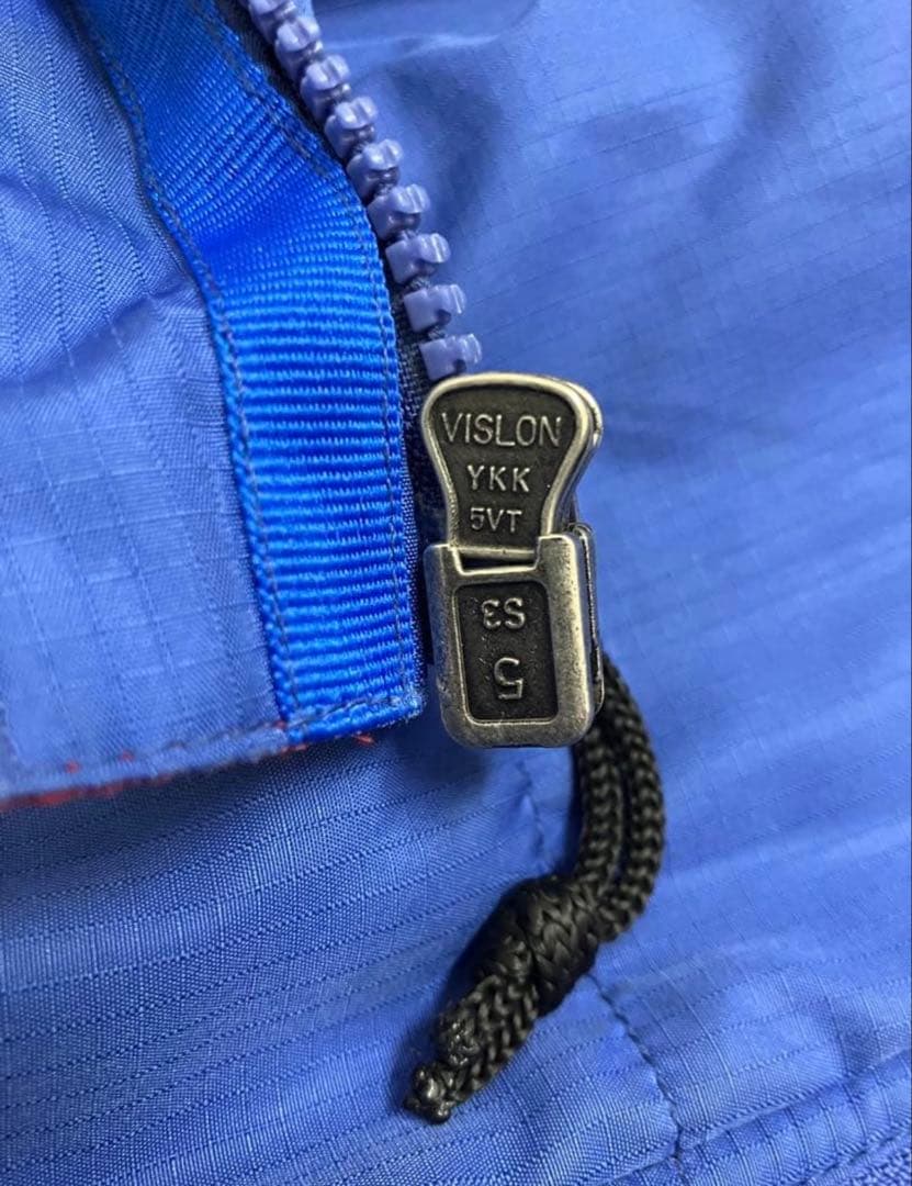 Patagonia パーカー　ブルーリボン