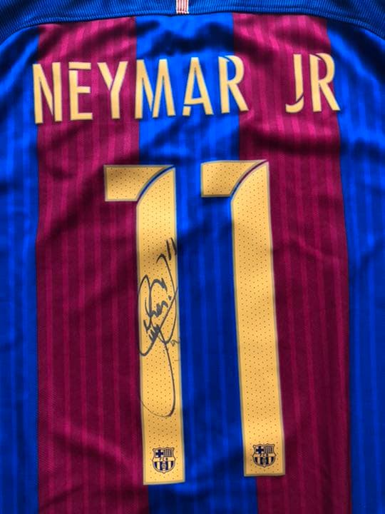 ネイマール 直筆サイン入りユニフォーム