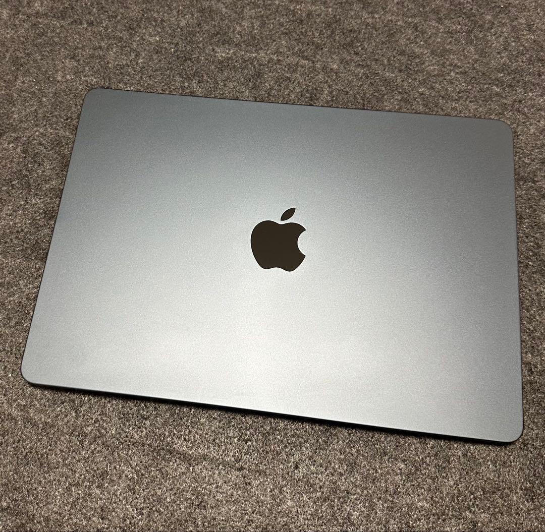 MacBook Air（M2チップ搭載）