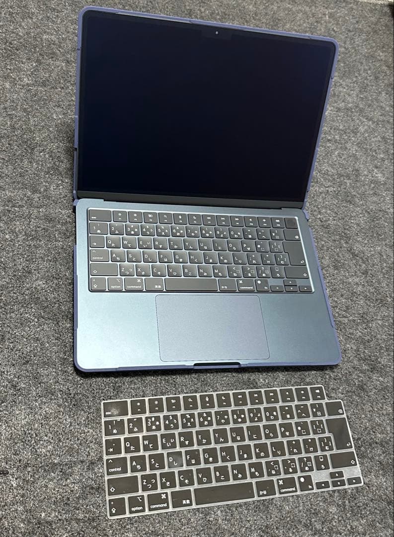 MacBook Air（M2チップ搭載）