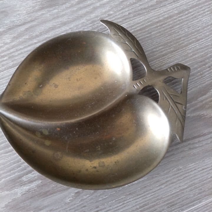 イギリスアンティーク4点セット⭐︎トレイ⭐︎ケース⭐︎アップル型トレイ⭐︎ブラシ