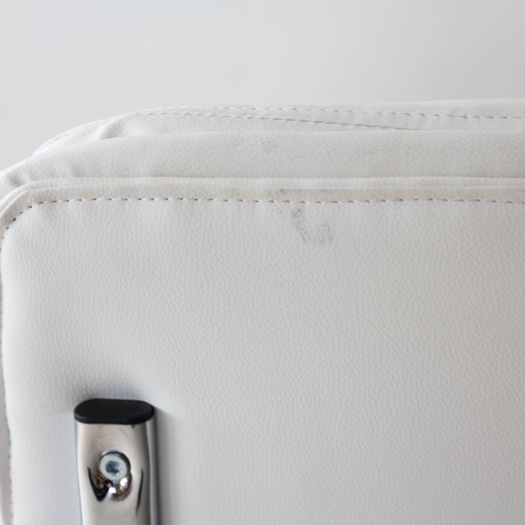 デスクチェア　RKC-301WH 高さ調節可能