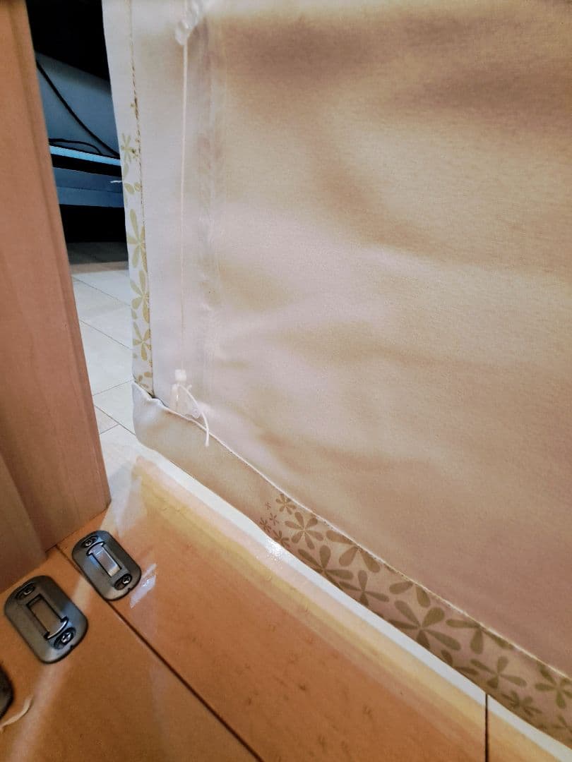 TOSO プレーンシェード 遮光 幅250×高さ220 ドラム式 栃木手渡しのみ