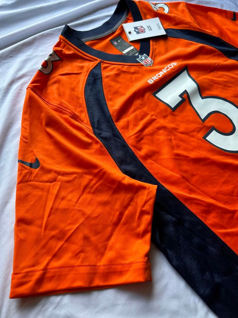 値下げ 新品未使用 XL NFL ブロンコス ラッセル ウィルソン ユニフォーム