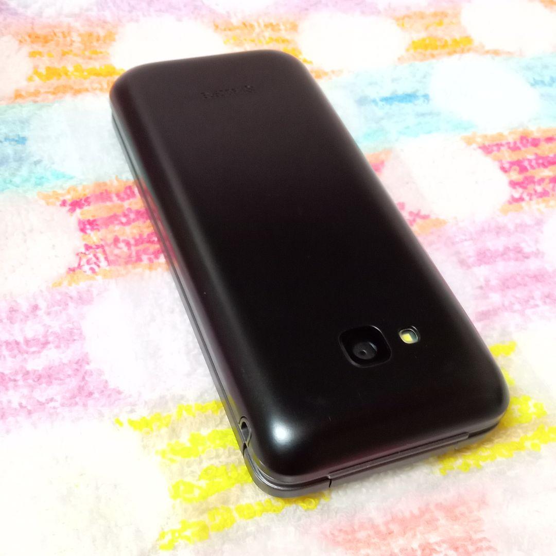 KYF39 GRATINA black 充電器セット 安心のメルカリ便 匿名配送