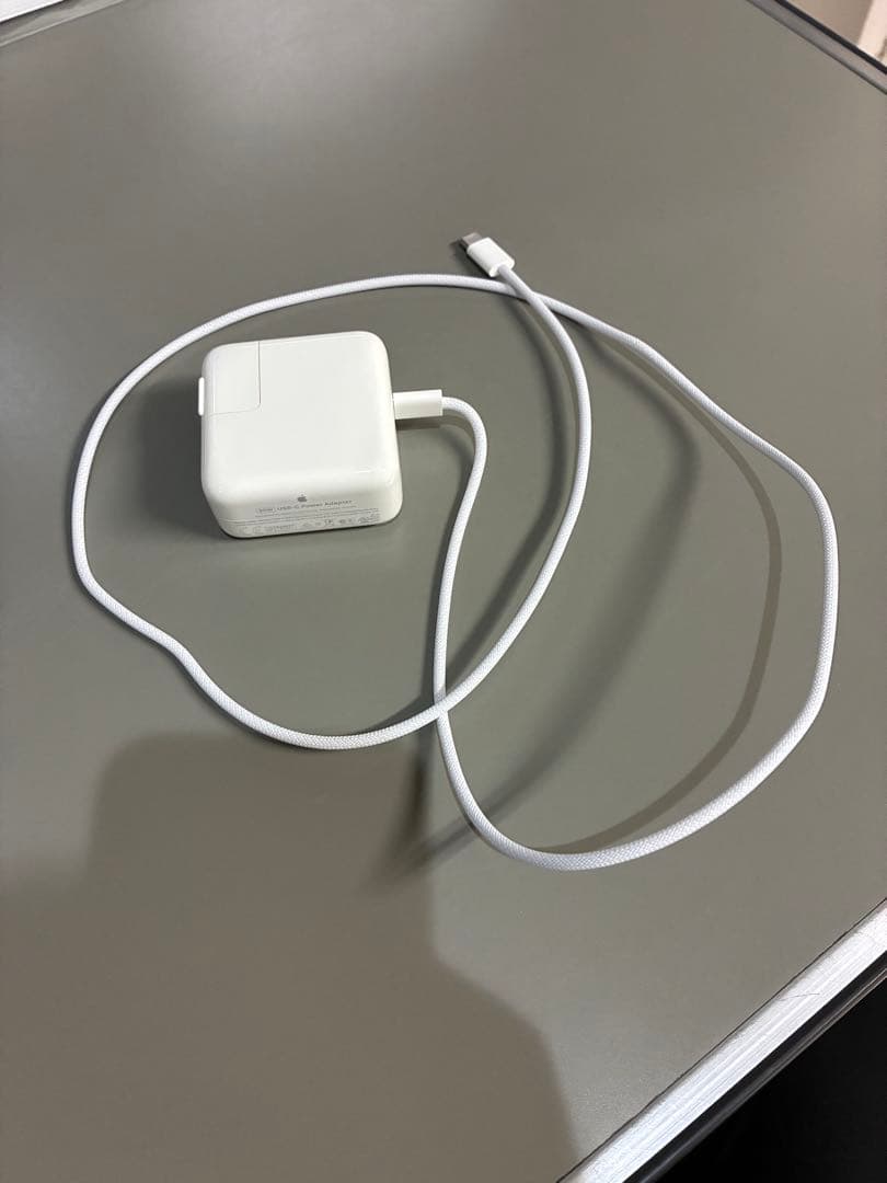 Apple MacBook Air 13インチ M1 スペースグレー