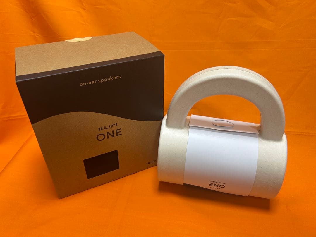 nwm one ヘッドホン　ライトグレー
