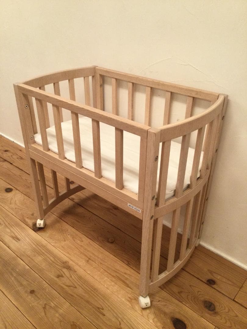 アミリ amilystyle キャスター付きベビーベッド