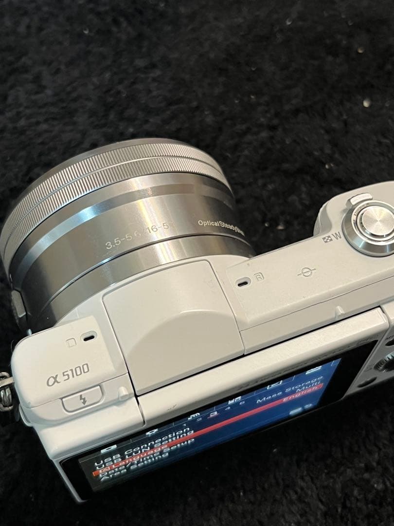 SONYソニーa5100 ILCE-5100USB充電可能ホワイトミラーレス一眼