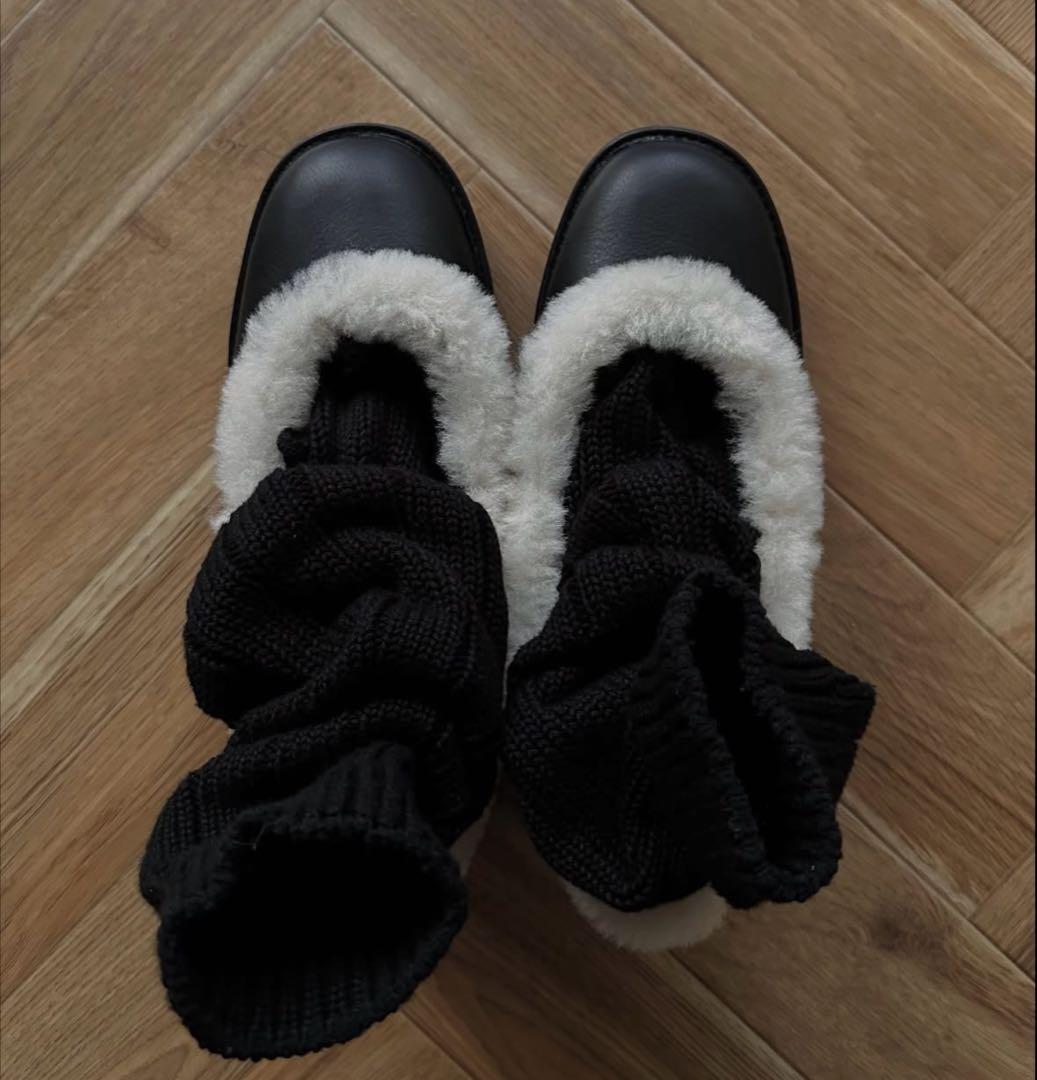 靴 UGG Zora Leather Ballet Flat 25.5