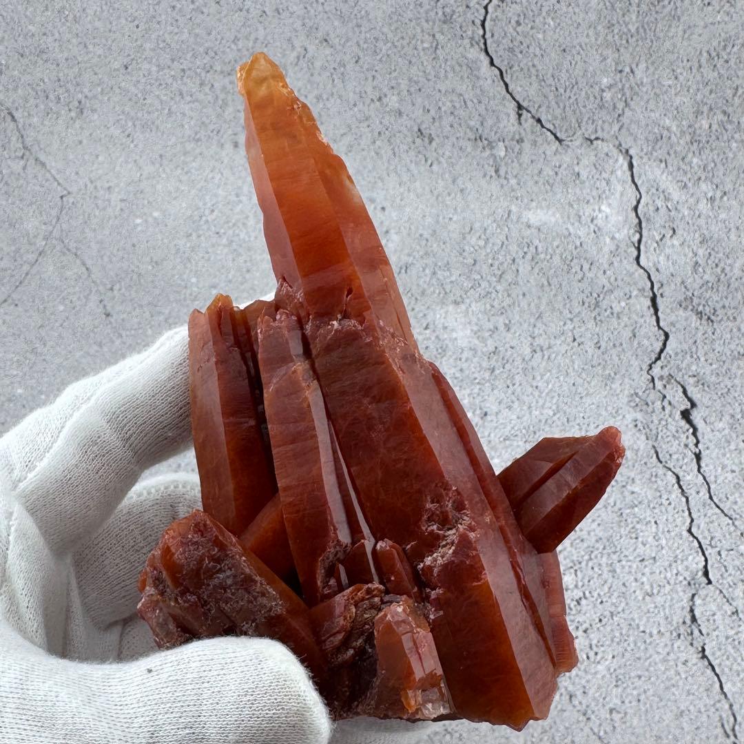 G-56マダガスカル産 赤水晶 クラスター 天然石　レッドクォーツ 希少原石