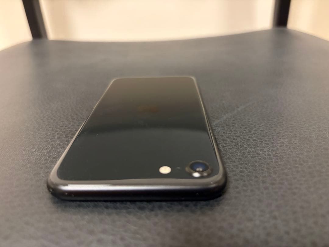 iPhone SE(第2世代)ブラック128GB ※本体のみ