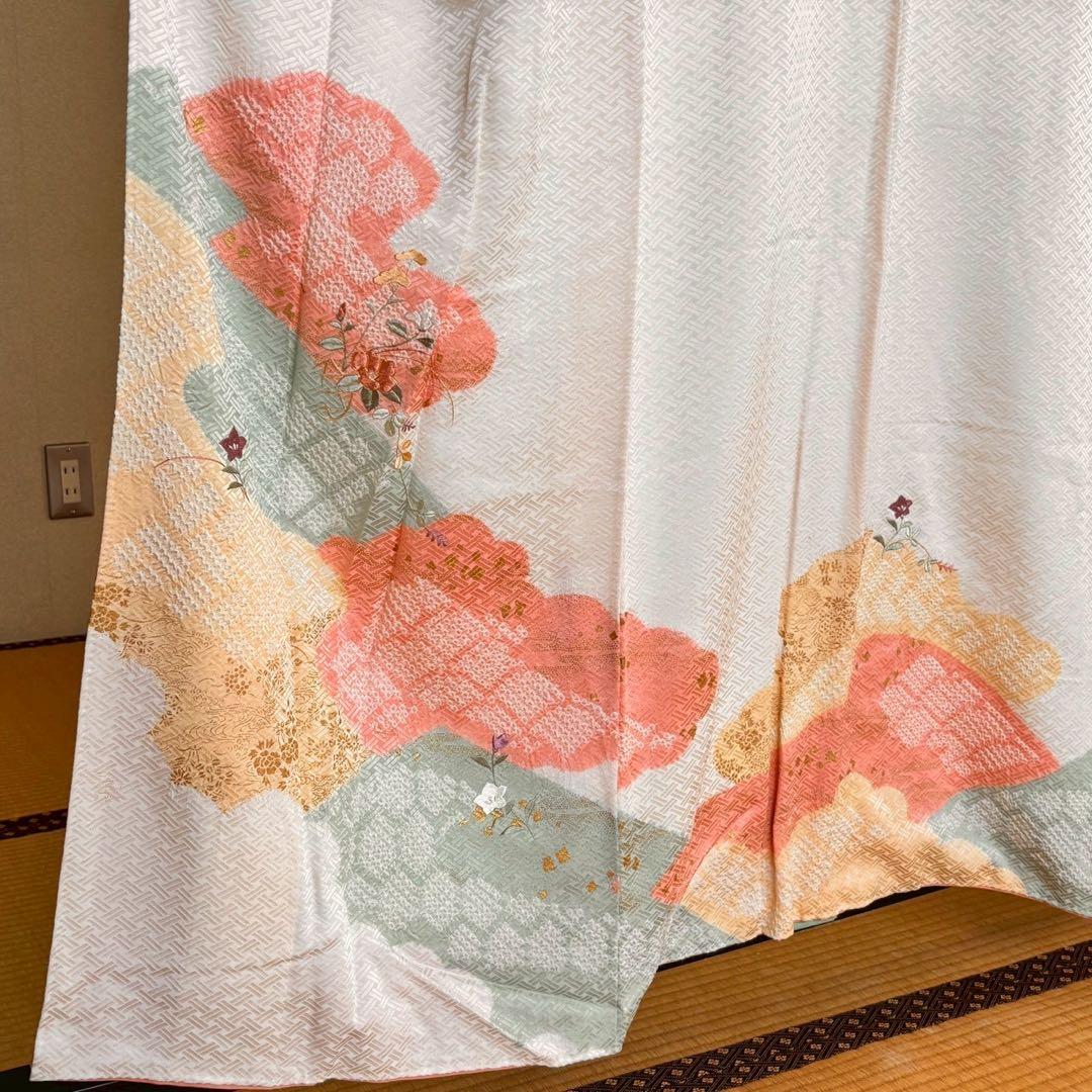 C- 1122▲正絹　付け下げ訪問着　襦袢付き　絞りと刺繍