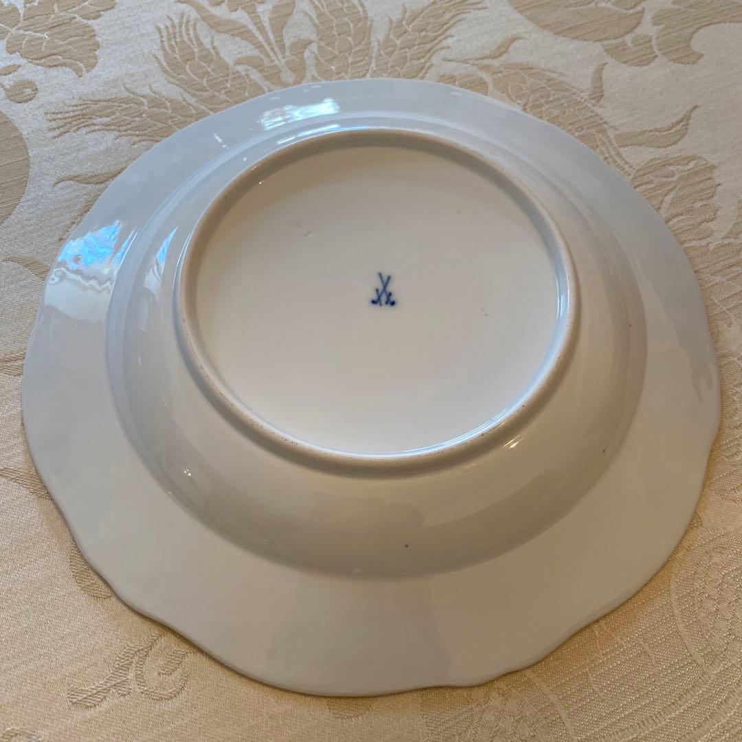 【古マイセン】金彩 花絵皿「ノイマルセイユ／フラワーブーケと昆虫」2枚