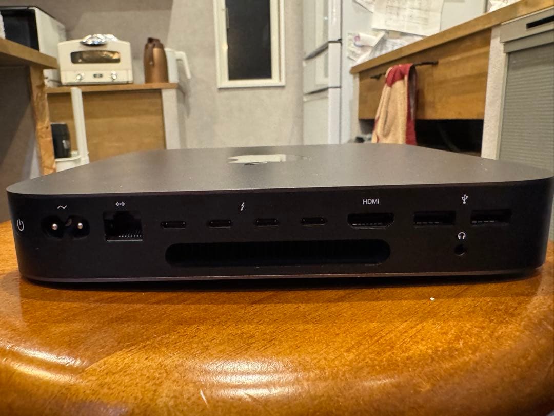ま*き様 Apple Mac mini2018 スペースグレー