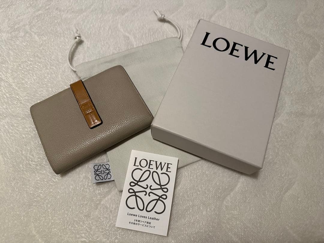 【LOEWE】ロエベ 財布 2つ折り 箱付き