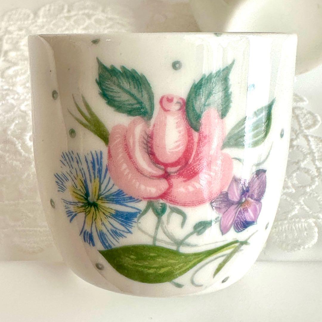 004 スージークーパー　フレグランス2個セット　エッグカップ