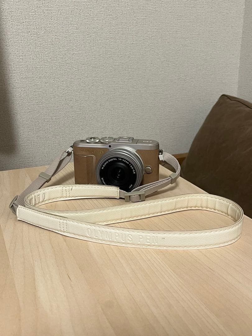 OLYMPUS PEN E-PL9ミラーレス一眼 ブラウン