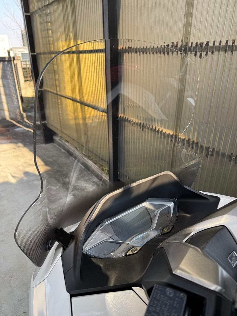 PCX2025年大陸製スクリーン61センチ クリア