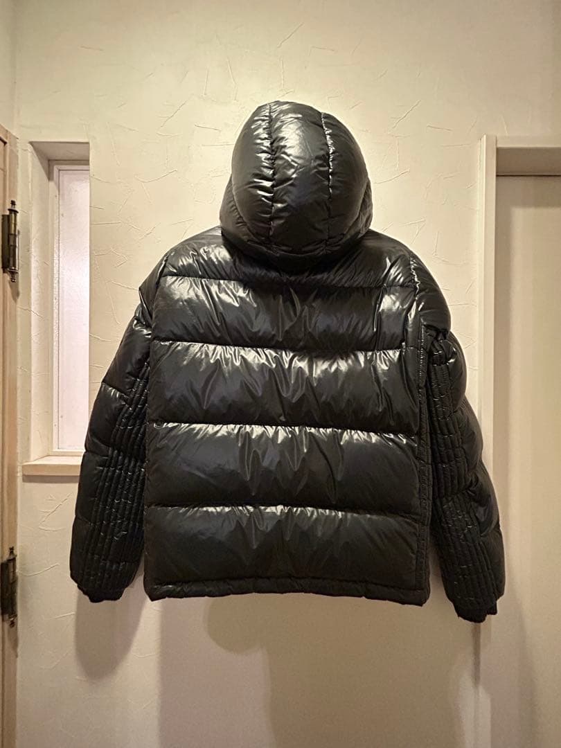 タトラスダウンジャケット