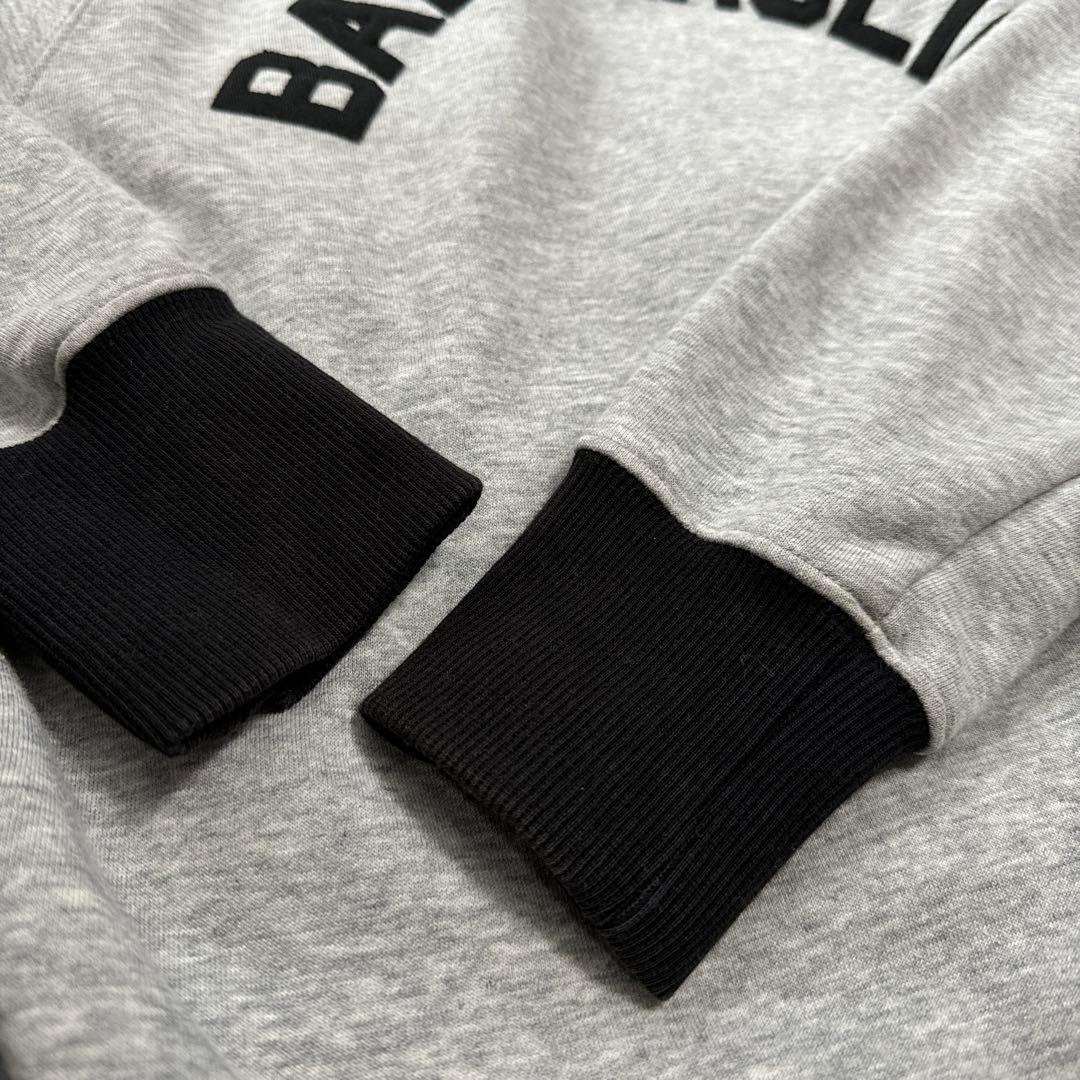 ballaholic ジップアップパーカー　M