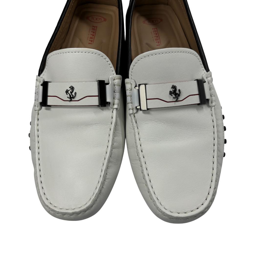 TOD's フェラーリ ドライビングシューズ アイボリー 7 25.5-26cm